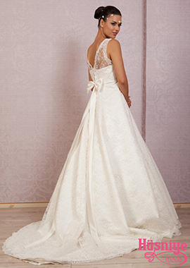 2025 V Yaka dantelli A model fiyonklu