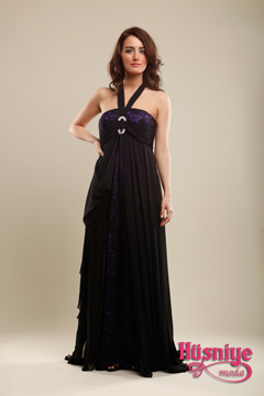 neck halter purple black combination   of chiffon dresses the chest part of the drape work .