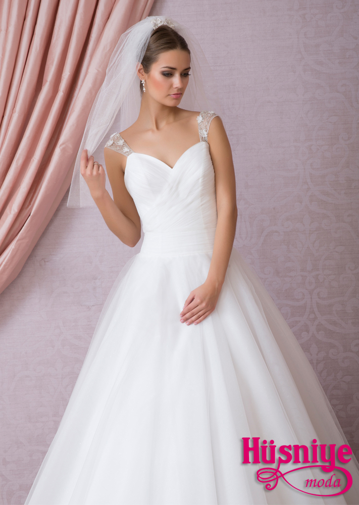 2016 Gelinlik Modelleri Son Moda Kabarik Dar Sade Her Vucut Tipine Gore Gelinlikler